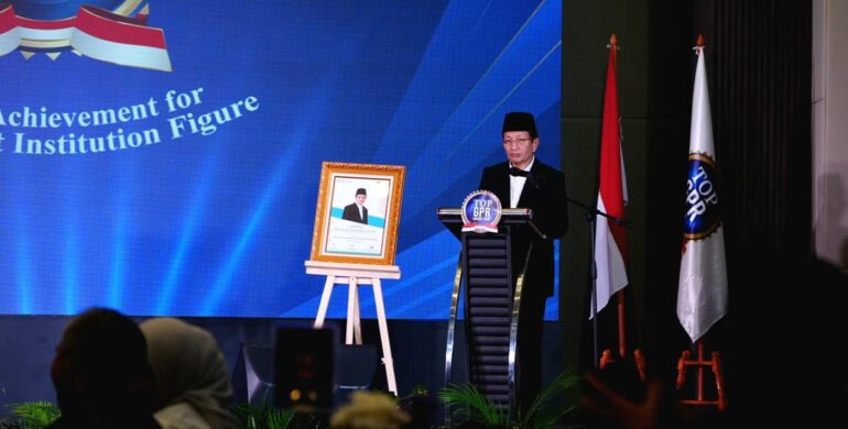 Raih Top GPR Figure Award 2026, Menag Apresiasi Kerja Kehumasan ASN Kemenag